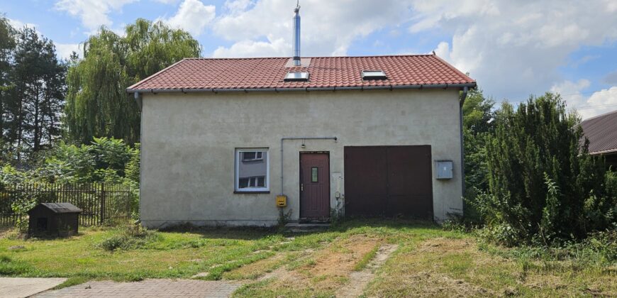 Dom jednorodzinny w Błoniu na dużej działce