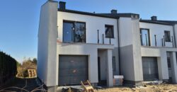 Duży segment narożny w Błoniu