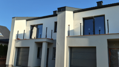 Duży segment narożny w Błoniu