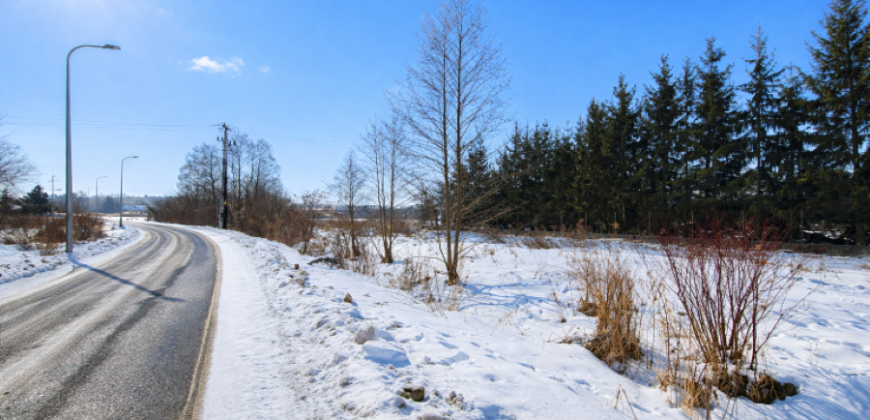 Działka przy lesie w Lesznie
