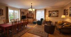 Działka inwestycyjna z dużym domem w Błoniu