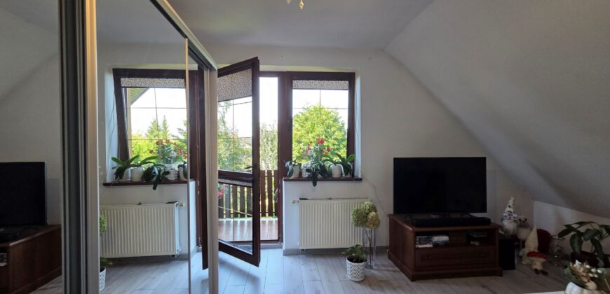 Dom na sprzedaż Błonie 244 m² – ogród, taras, 2 kuchnie