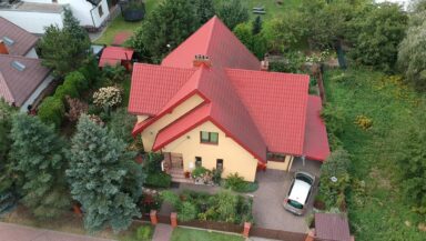 Dom na sprzedaż Błonie 244 m² – ogród, taras, 2 kuchnie