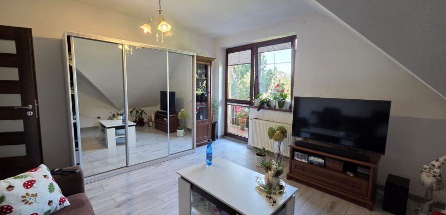Dom na sprzedaż Błonie 244 m² – ogród, taras, 2 kuchnie