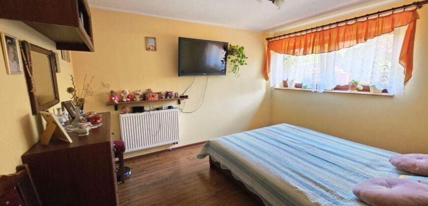 Dom na sprzedaż Błonie 244 m² – ogród, taras, 2 kuchnie